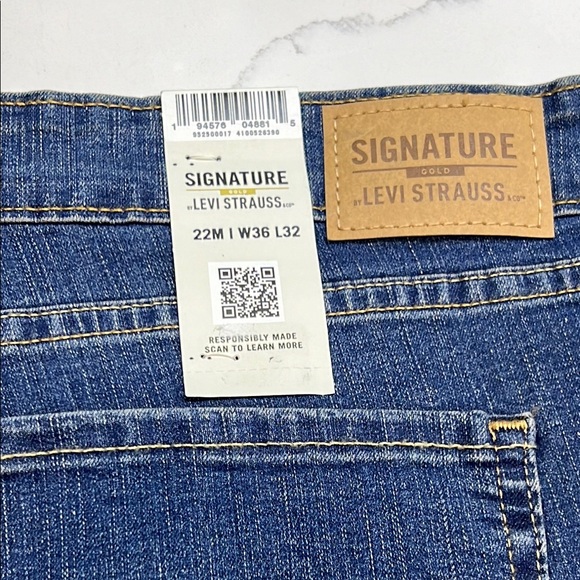 Women's Dark Blue Jeans NEW - Picture 6 of 9